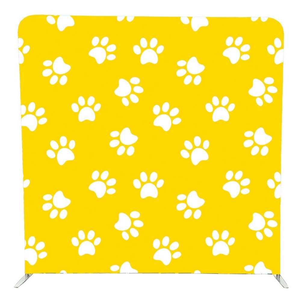 Backdrop-Yellow-Paw-Footprints